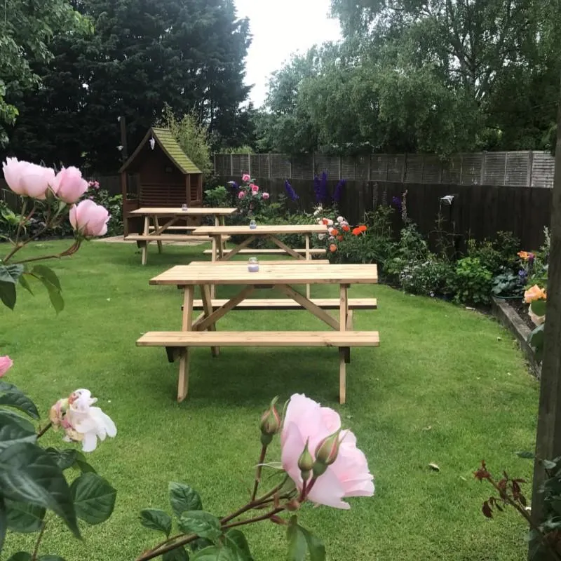 6 Seater A-Frame Table