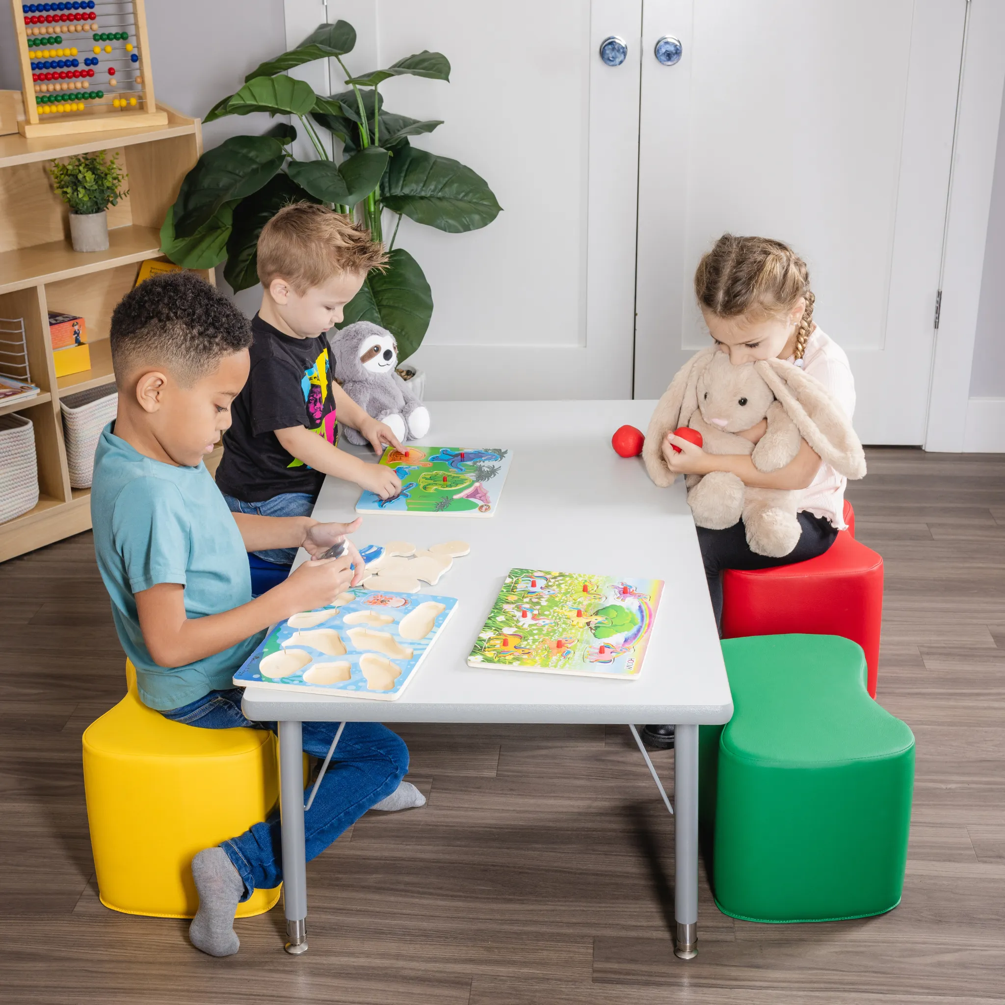 Activity Table 36 Round Black Edge - Black Legs Adjusts 21 - 30